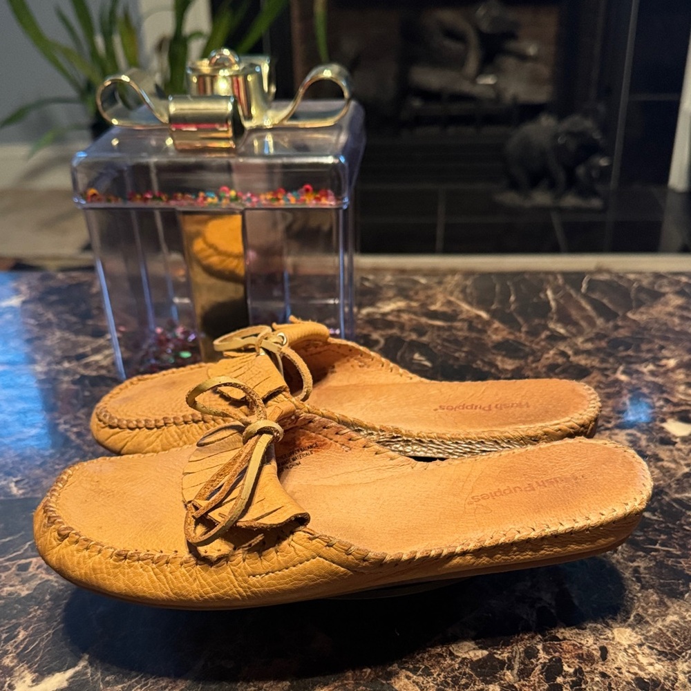 “SOLD” Hush Puppies Tan Leather Slip-On Mules - Women’s Size 7.5M